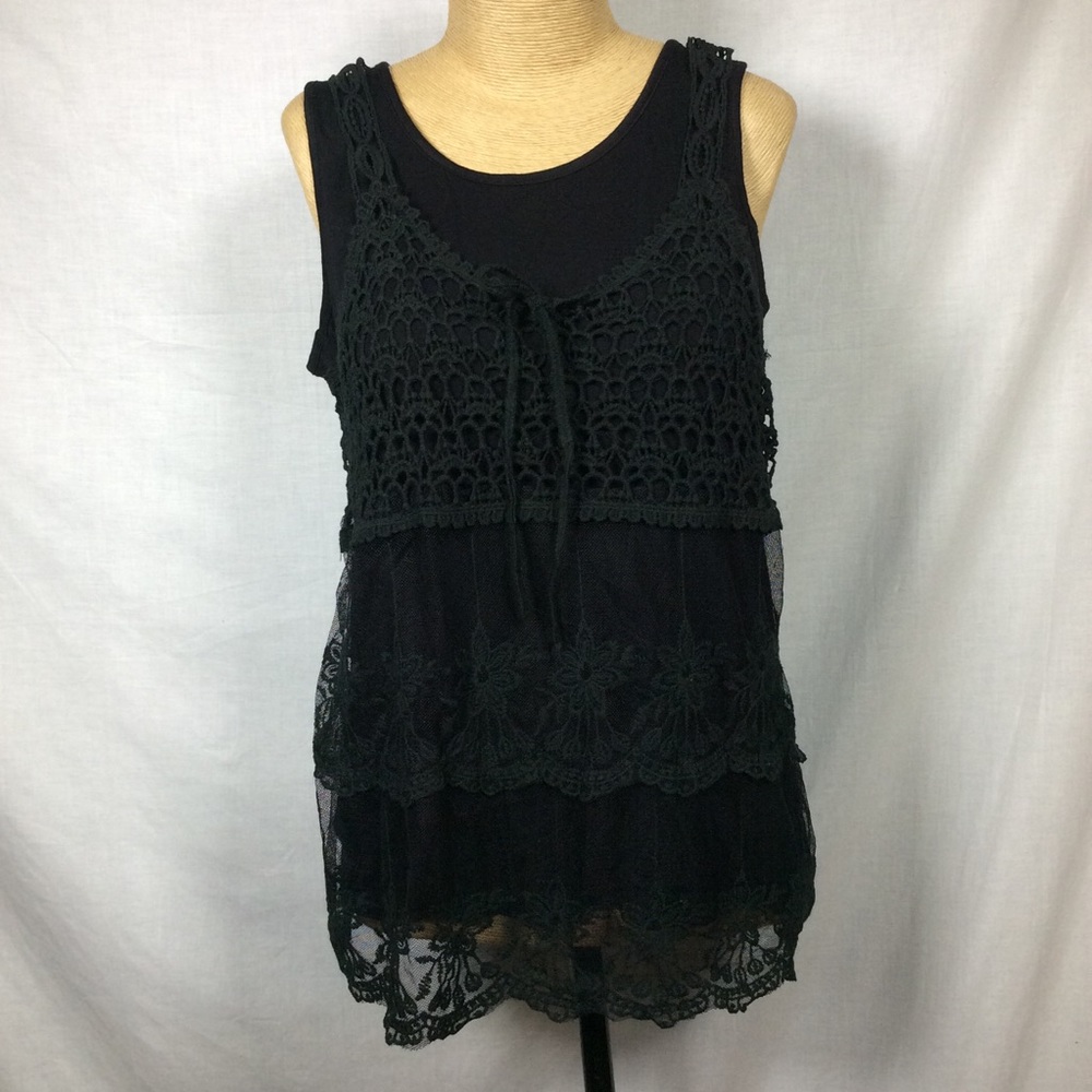 Design Works Women’s Black Crocheted/Lace Tank Top